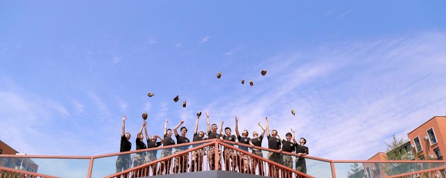 关于该校的情况介绍(介绍学校基本情况)