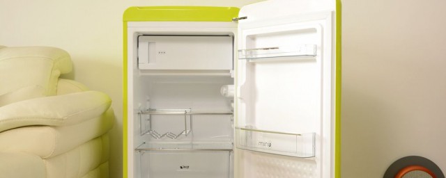 温度要根据季节调换(要适应季节的温度)