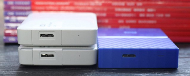 让电脑显示移动硬盘的方法(电脑硬盘怎么移动)