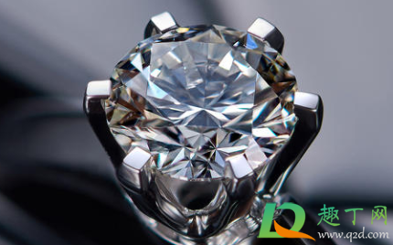 钻石小鸟能换戒托吗(钻石可不可以换戒托)