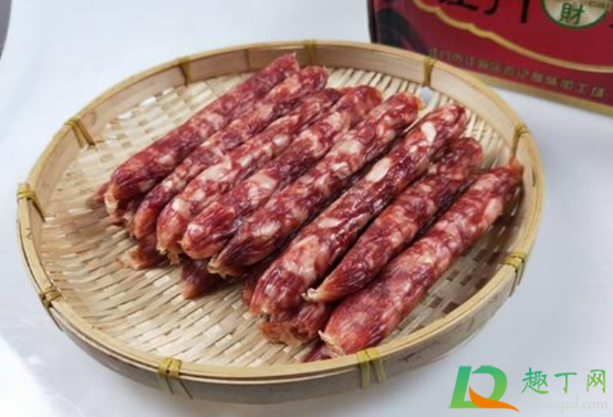 香肠越红越好吗(香肠颜色越红越好对不对)