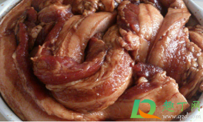 猪什么部位适合做腊肉(猪身上哪个部位做腊肉好吃)