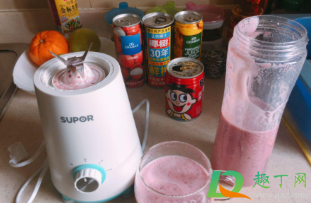 榨汁机洗不到的地方怎么洗(榨汁机买回来该如何清洗?)