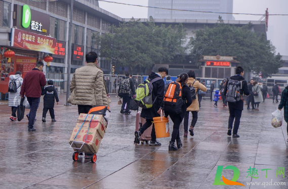 2021春节过年回家经过中高风险区健康码会变色吗(经过中高风险地区健康码多久会变色)