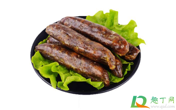 香肠挂阳台有露水会影响吗(香肠下雨可以放阳台上吗)