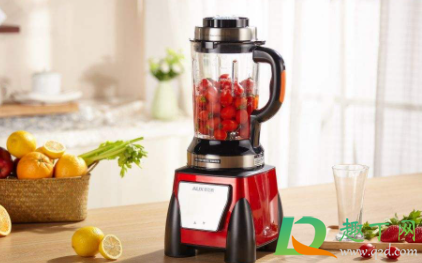 榨汁机加水加多少(榨汁机榨汁时用加水么)