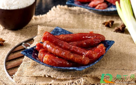 香肠是用大肠还是小肠做的(做香肠是用猪大肠还是小肠) 香肠是用大肠还是小肠做的(做香肠是用猪大肠还是小肠)