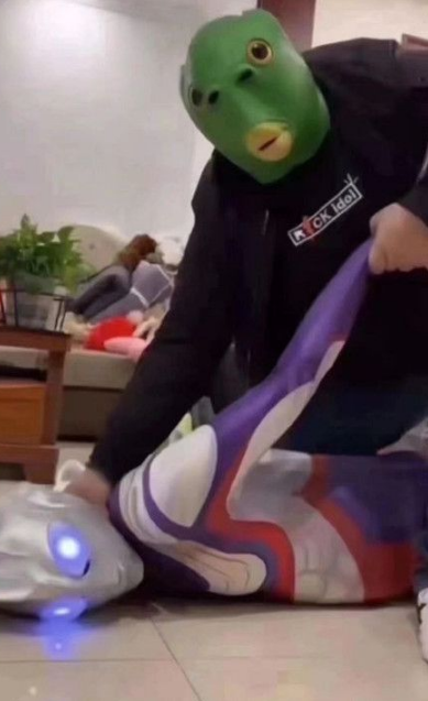 转账20不杀迪迦啥梗什么意思(转账二十要不然杀了迪迦)