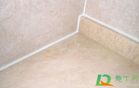 玻璃胶有防霉不变黑的吗(玻璃胶里面发霉变黑又擦不到怎么办)