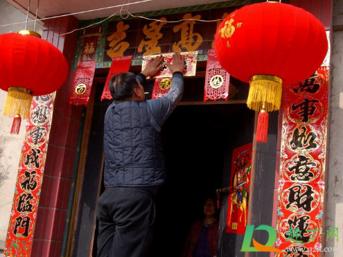 2021春节哪天贴对联日子好(2021春节哪天贴对联最好)