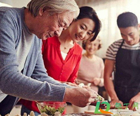 2021元旦走亲戚拿什么礼物(2021年春节期间可以走亲戚吗)