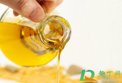 食用油炸过几次不能用(食用油炸一次过后还能用吗)