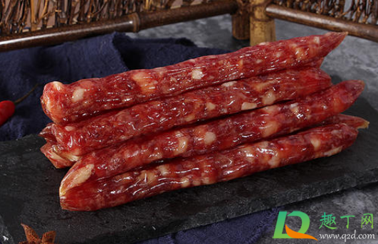 香肠一切就散怎么回事(香肠为什么散)