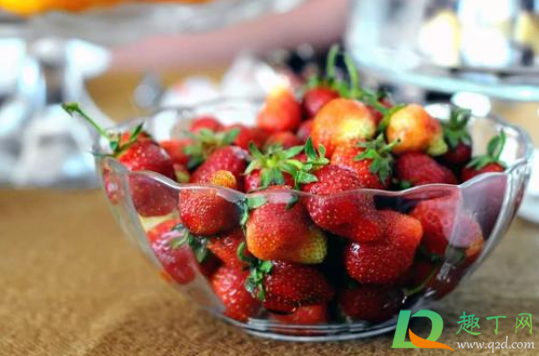 草莓洗了是不是马上要吃(吃草莓洗一下就没事了吧) 草莓洗了是不是马上要吃(吃草莓洗一下就没事了吧)