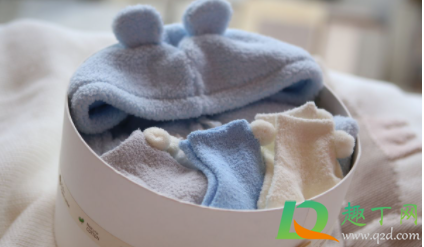 婴儿衣服有奶渍如何处理(婴幼儿衣服上的奶渍怎么去除)