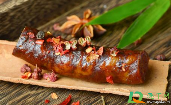 灌香肠用白酒还是料酒好(做香肠放白酒还是放料酒香) 灌香肠用白酒还是料酒好(做香肠放白酒还是放料酒香)