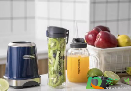 榨汁机不放水为什么榨不了(榨汁机为什么要加水不加水打不到)