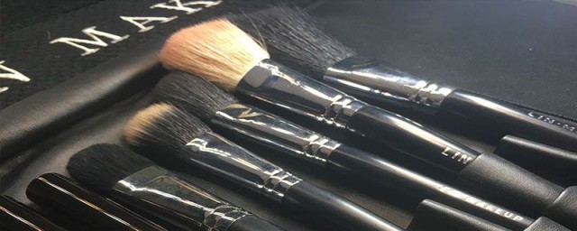 如何使用火苗刷(火苗刷是干什么用的)