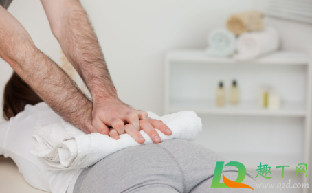 尾骨骨折会一天比一天痛吗(尾骨骨折一周后越来越疼)