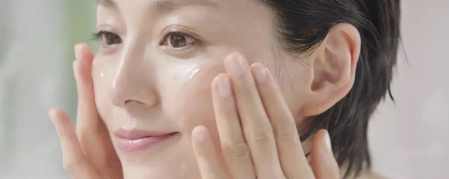 敷面膜有什么用处(敷面膜又啥好处)