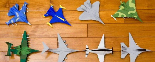 下面4个过程教你折纸飞机(折纸飞机的方法)