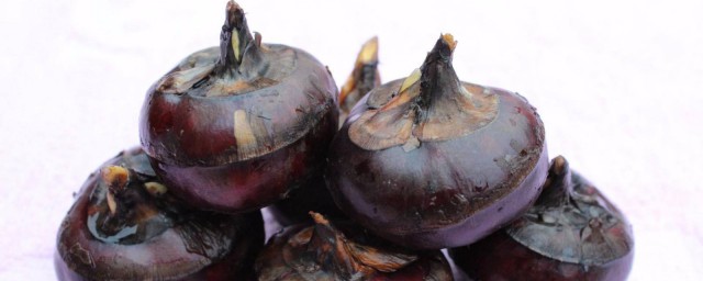 腹泻的人食用马蹄会加重(马蹄生吃拉肚子是什么原因)