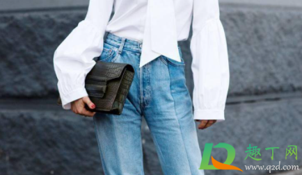 牛仔裤起毛正常吗(牛仔裤有毛) 牛仔裤起毛正常吗(牛仔裤有毛)