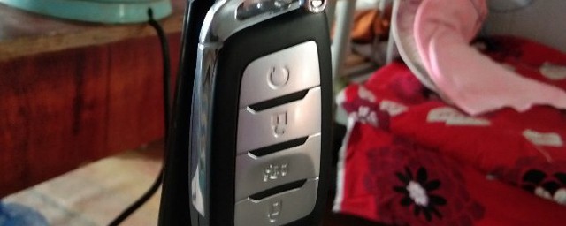 35plus车钥匙功能分享(35plus钥匙第四个键是干嘛的)