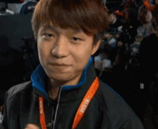 主教练正在热身什么梗出自哪