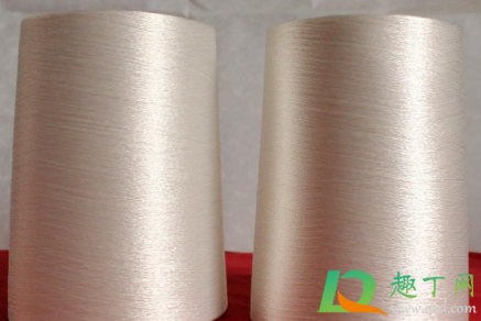 人造丝的衣服可以机洗吗(人造毛衣服可以机洗吗)