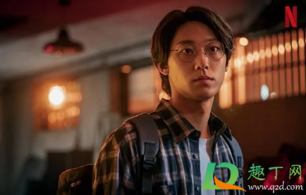 甜蜜家园根据什么漫画改编的哪能看(甜蜜家园是什么动漫改编的)