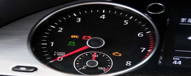 汽车一般转速多少(汽车一般转速多少正常)