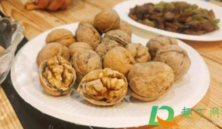 吃核桃手上非常黑怎么才能快速弄干净(吃核桃把手弄黑了怎样才能快速清除?) 吃核桃手上非常黑怎么才能快速弄干净(吃核桃把手弄黑了怎样才能快速清除?)