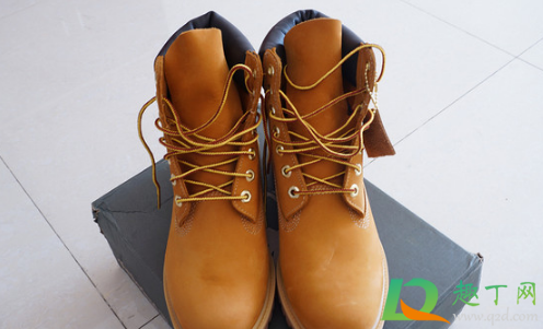 踢不烂大黄靴油渍怎么清洗(踢不烂大黄靴脏了怎么处理) 踢不烂大黄靴油渍怎么清洗(踢不烂大黄靴脏了怎么处理)