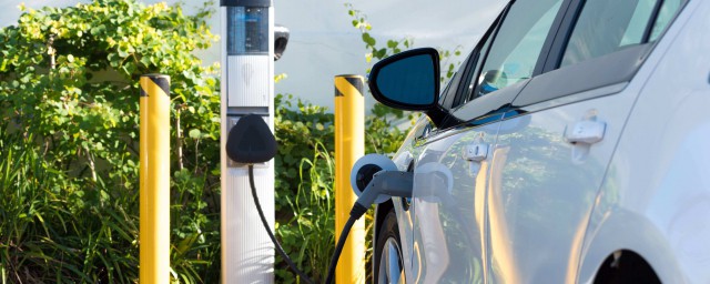 新换的电瓶汽车打不着火的几种原因(汽车电瓶新换的可还是打不着火)