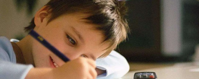 如何改正(如何改正自己驼背)