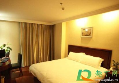 钟点房一般几点到几点(钟点房一般几点到几点个小时)