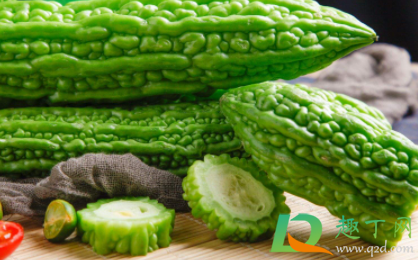 苦瓜变黄什么原因(苦瓜不变黄) 苦瓜变黄什么原因(苦瓜不变黄)