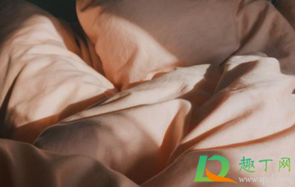 躺久了小腿又胀又麻为什么(躺久了小腿发麻) 躺久了小腿又胀又麻为什么(躺久了小腿发麻)