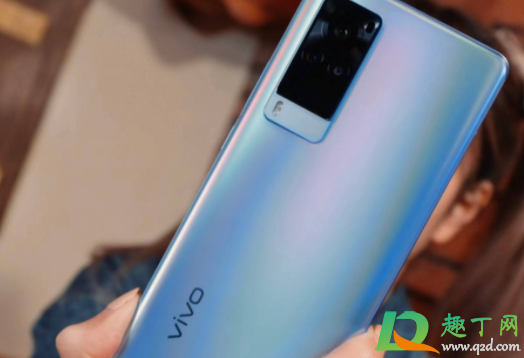 vivox60是曲面屏吗(vivox60直面屏和曲面屏)