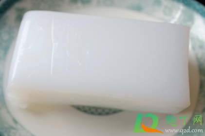 做凉粉为什么要放点盐(做凉粉里面放盐吗)