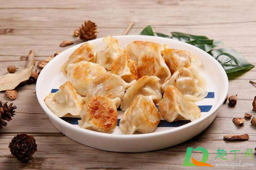 冬至吃饺子要喝酒吗(冬至吃饺子就酒) 冬至吃饺子要喝酒吗(冬至吃饺子就酒)