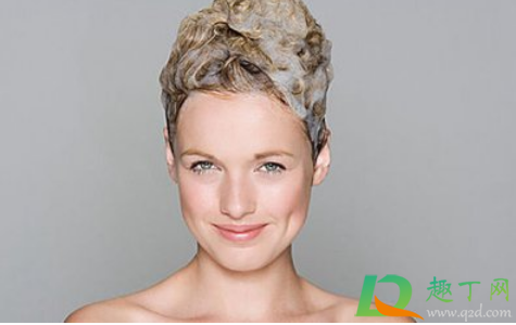 头发出油厉害怎么办(青春期头发出油厉害怎么办) 头发出油厉害怎么办(青春期头发出油厉害怎么办)