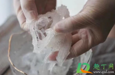 燕窝泡发的水要还是不要(燕窝泡发一定要用纯净水吗)