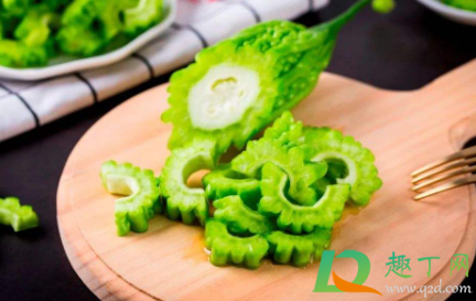 苦瓜用盐腌制去苦味吗(用盐水泡苦瓜能去苦味吗)