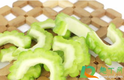 苦瓜生吃会胃痛吗(生吃苦瓜为什么胃疼) 苦瓜生吃会胃痛吗(生吃苦瓜为什么胃疼)