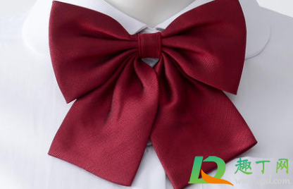 jk领结的中间的线要不要剪开(jk领结怎么缝)