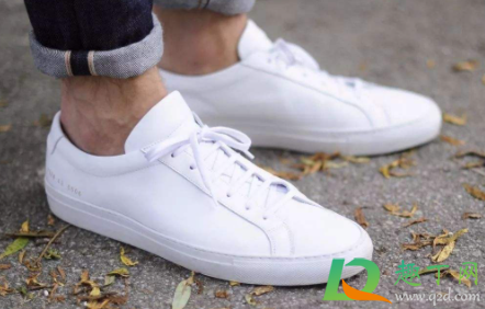 鞋子可以用漂白剂漂白吗(漂白剂可以用来漂鞋子吗)