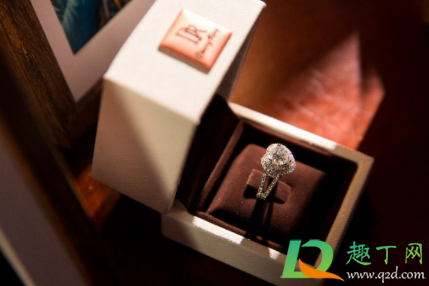 dr钻戒价格大概多少钱(DR钻戒价格多少钱) dr钻戒价格大概多少钱(DR钻戒价格多少钱)