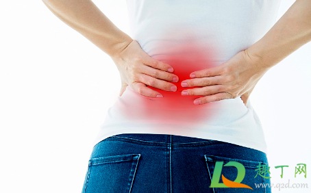 一坐屁股沟中间骨头疼怎么治(一坐屁股沟中间骨头肌肉疼)
